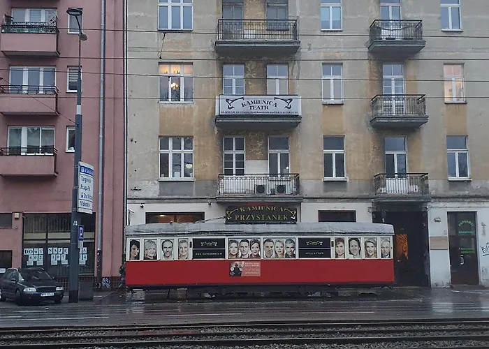 Central Warsaw Pol In